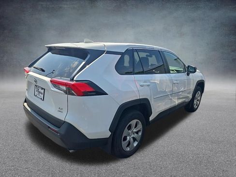 Used 2023 Toyota RAV4 LE AWD/4WD image 8