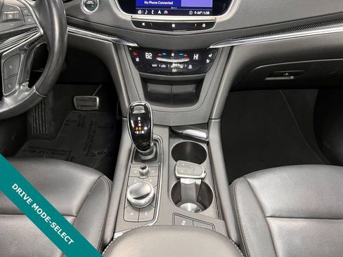 Used 2020 Cadillac XT5 Sportv image 8