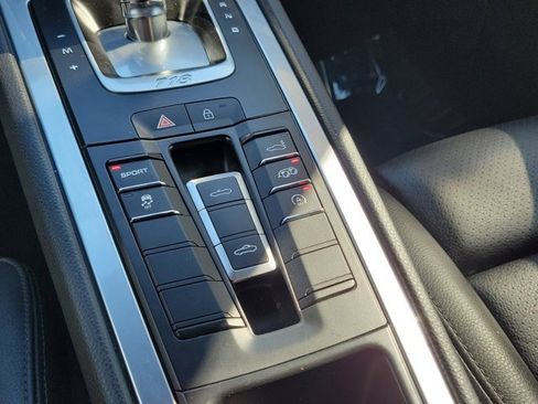 Used 2021 Porsche 718 Boxster image 22