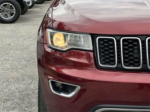 Certified 2019 Jeep Grand Cherokee Limited image 9