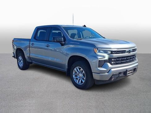 Used 2026 Chevrolet Silverado 1500 RST AWD/4WD image 3