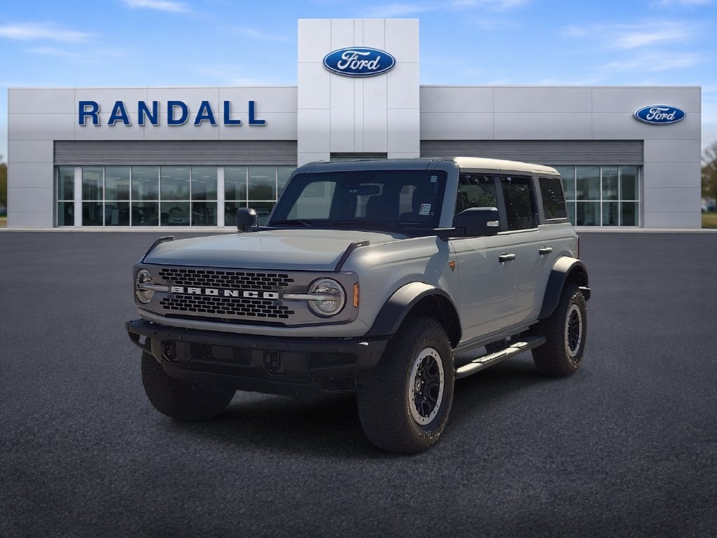 Used 2024 Ford Bronco Badlands AWD/4WD image 2