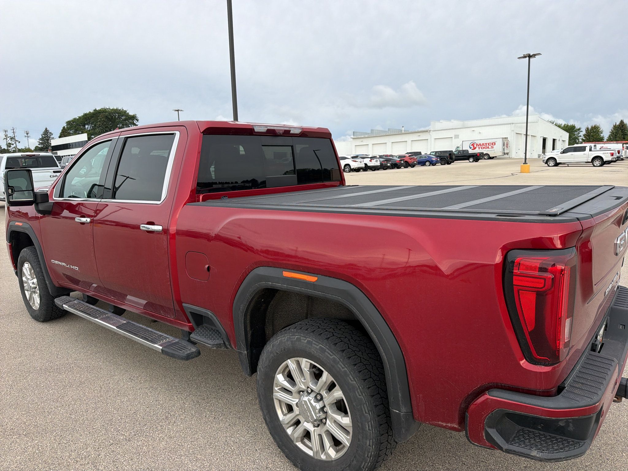 Used 2021 GMC Sierra 2500 Denali w/ Denali Ultimate Package AWD/4WD image 2