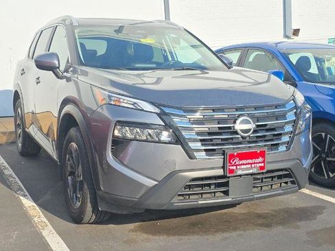 Certified 2024 Nissan Rogue SV w/ SV Premium Package image 6