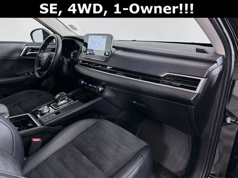 Used 2024 Mitsubishi Outlander SE image 31