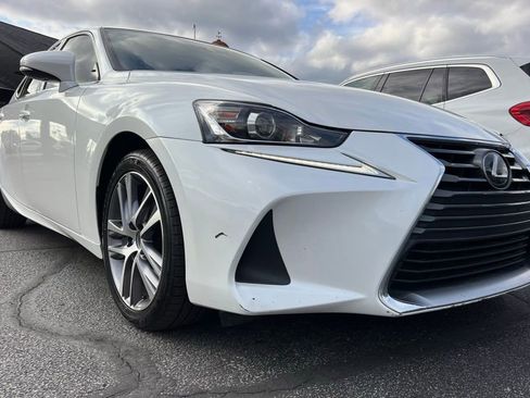 Used 2018 Lexus IS 300 image 11