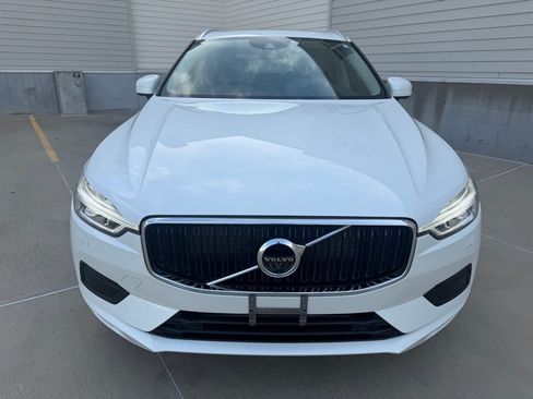 Used 2018 Volvo XC60 T5 Momentum w/ Convenience Package AWD/4WD image 8