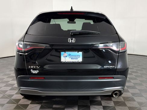 Used 2023 Honda HR-V Sport image 8