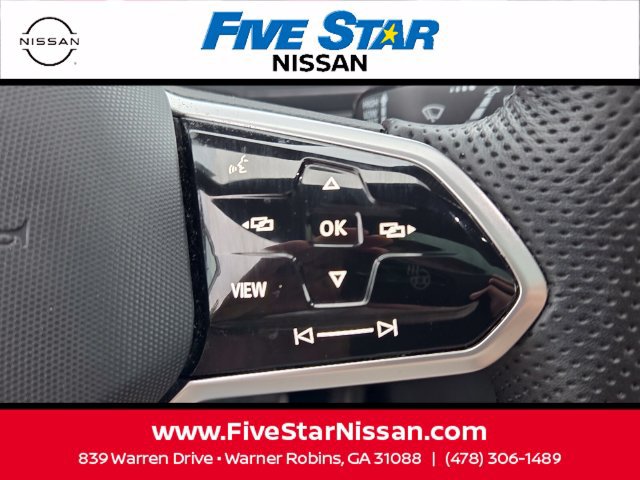 Used 2024 Volkswagen Tiguan SE R-Line FWD image 27