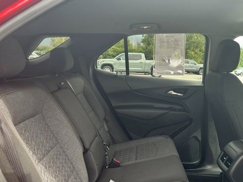 Certified 2022 Chevrolet Equinox LT image 38