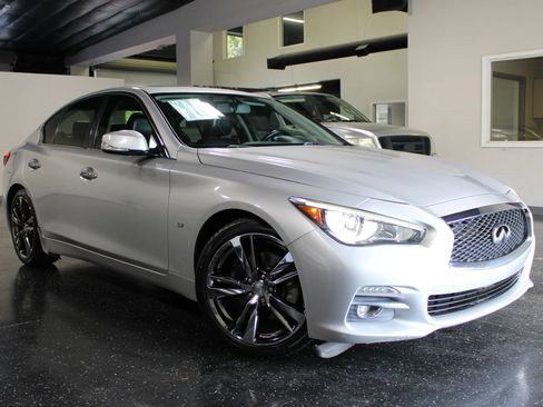 Used 2015 INFINITI Q50 Premium w/ Navigation Package RWD image 33