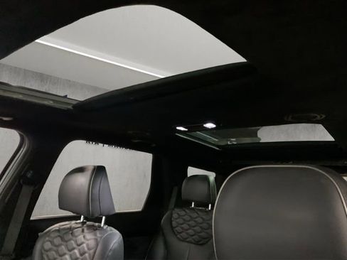 Used 2022 Hyundai Palisade Calligraphy image 12