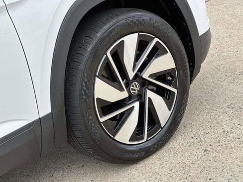 Certified 2024 Volkswagen Atlas SE AWD/4WD image 7