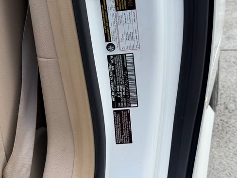 Used 2016 Mercedes-Benz SL 400 image 53