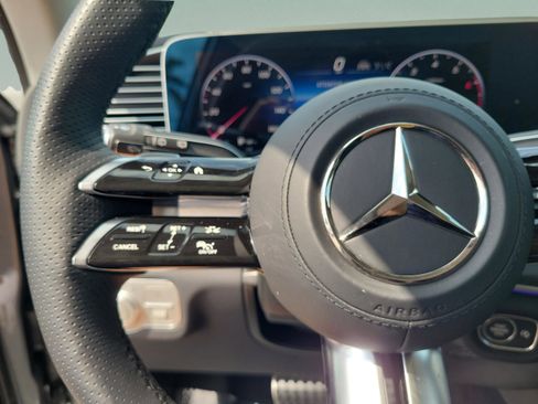 Certified 2026 Mercedes-Benz GLS 450 4MATIC image 25