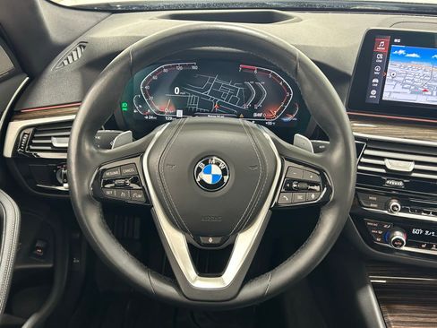 Used 2023 BMW 530i xDrive w/ Premium Package AWD/4WD image 12