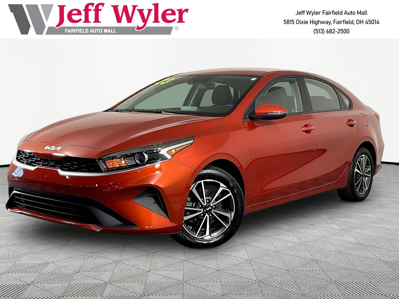 Used 2023 Kia Forte LXS w/ LXS Technology Package FWD image 1