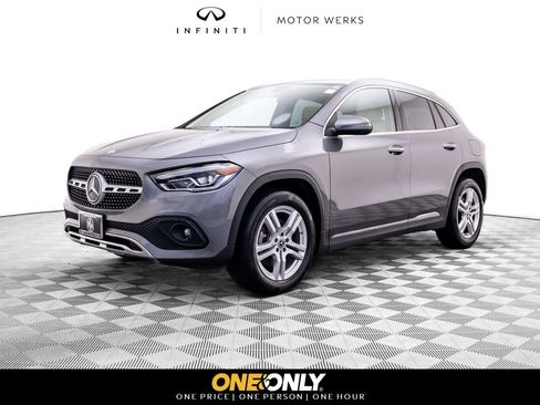 Used 2023 Mercedes-Benz GLA 250 4MATIC w/ Premium Package image 1