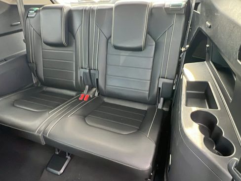 Certified 2023 Volkswagen Atlas SEL Premium AWD/4WD image 31
