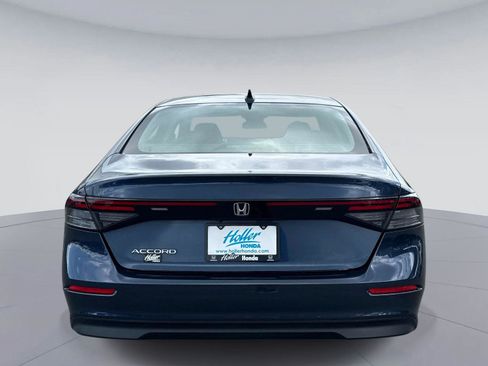 Certified 2023 Honda Accord EX image 5