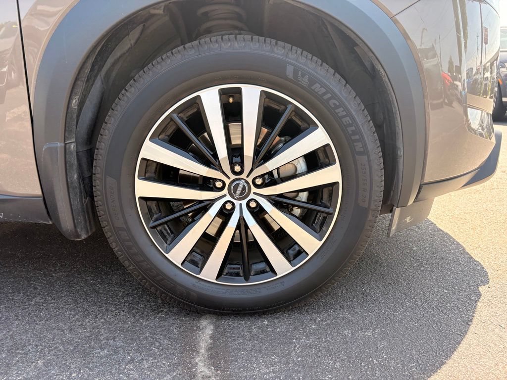 Used 2023 Nissan Pathfinder Platinum AWD/4WD image 34