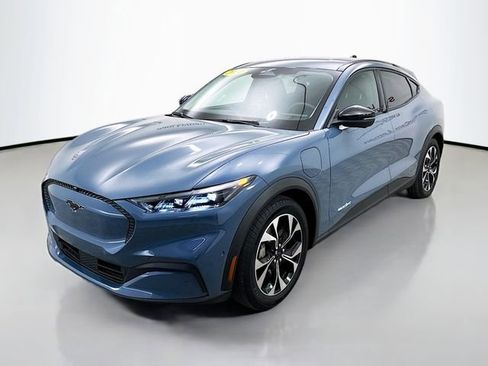 Used 2024 Ford Mustang Mach-E Select w/ Comfort Package Lite image 3