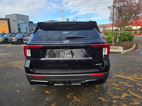 New 2026 Ford Explorer ST-Line image 6