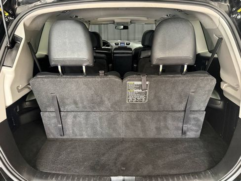 Used 2012 Toyota Highlander Limited AWD/4WD image 25
