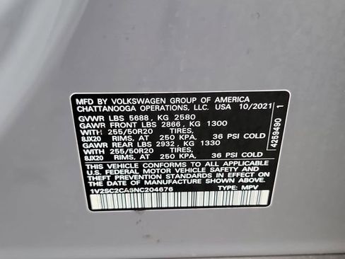 Used 2022 Volkswagen Atlas Cross Sport SEL R-Line image 33