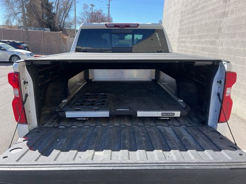 Used 2023 Chevrolet Silverado 1500 High Country w/ High Country Premium Package AWD/4WD image 29