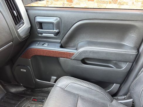 Used 2018 GMC Sierra 1500 SLT image 36