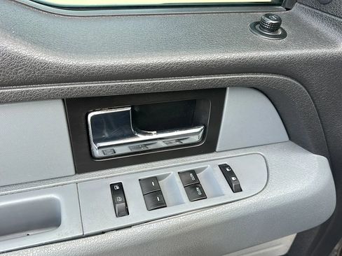 Used 2014 Ford F150 XLT w/ XLT Chrome Package RWD image 13