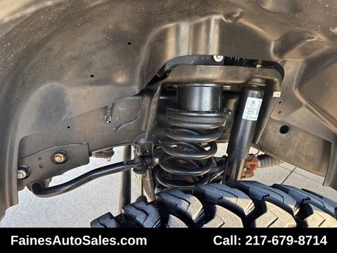 Used 2016 RAM 2500 Tradesman w/ Chrome Appearance Group image 37