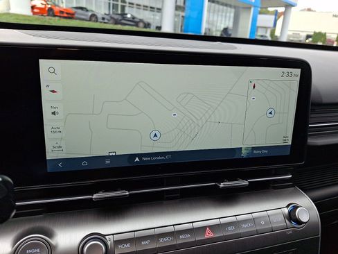 Used 2025 Hyundai Kona SEL image 18