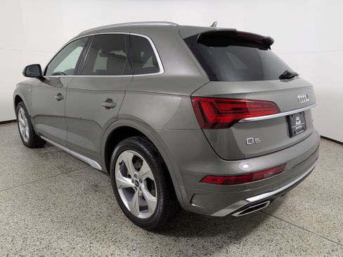 Certified 2023 Audi Q5 2.0T Premium Plus w/ Premium Plus Package image 5