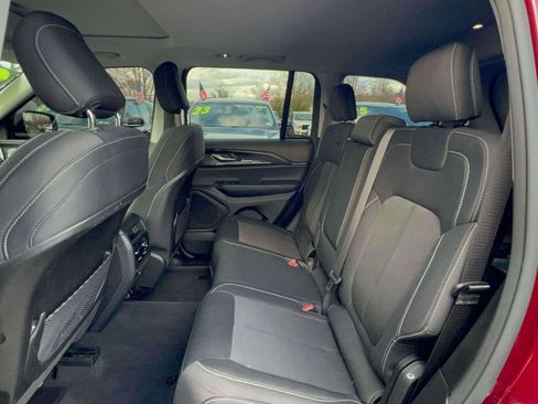 Used 2023 Jeep Grand Cherokee Laredo w/ Luxury Tech Group I image 31