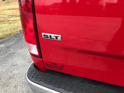 Used 2017 RAM 1500 Classic SLT image 34