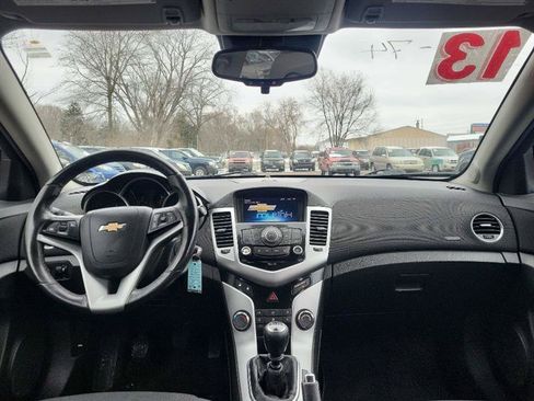 Used 2013 Chevrolet Cruze Eco FWD image 9