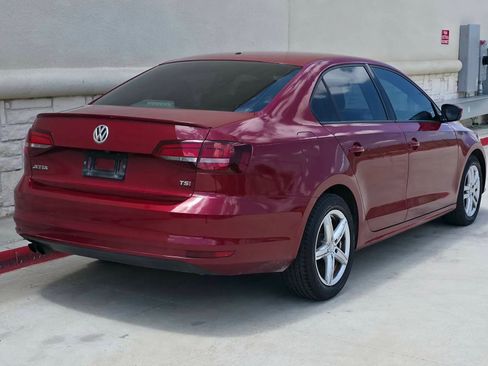 Used 2018 Volkswagen Jetta S FWD image 3
