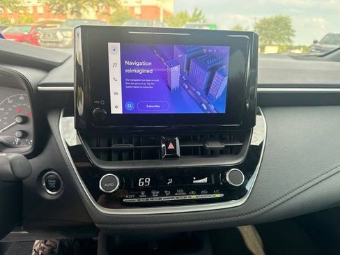 Used 2023 Toyota Corolla SE FWD image 10