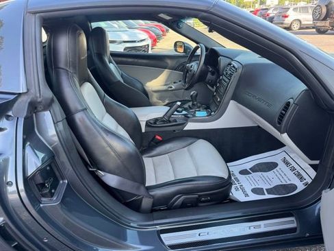 Used 2011 Chevrolet Corvette Grand Sport w/ Preferred Equipment Group RWD image 9