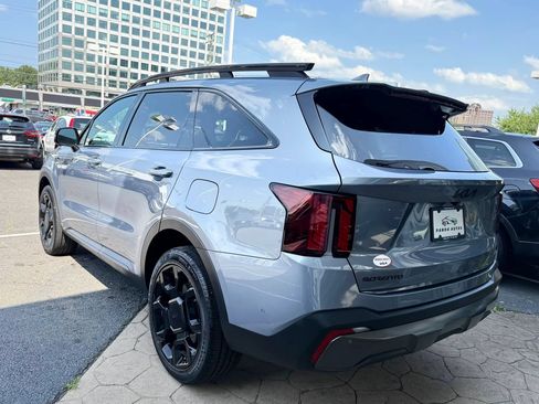 Used 2025 Kia Sorento SX AWD/4WD image 5