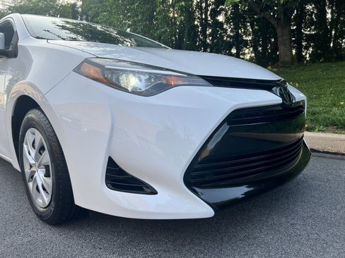 Used 2017 Toyota Corolla L w/ Carpet Mat Package (TMS) FWD image 60