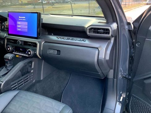 Used 2024 Toyota Tacoma TRD Off-Road w/ TRD Off Road Premium Package image 18