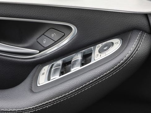 Used 2018 Mercedes-Benz C 300 4MATIC Sedan w/ Multimedia Package image 15