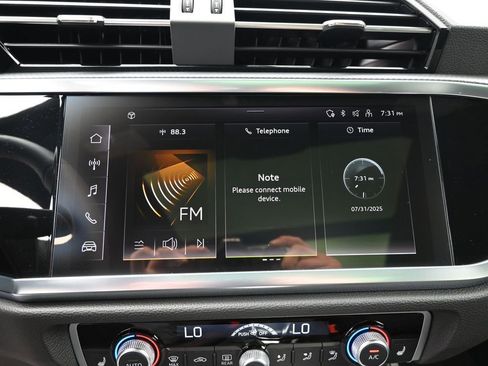 New 2025 Audi Q3 2.0T Premium Plus image 17