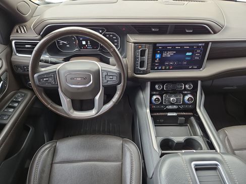 Used 2021 GMC Yukon Denali w/ Advanced Technology Package AWD/4WD image 14