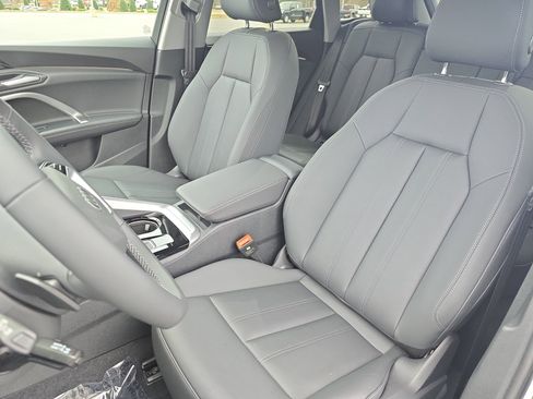 New 2025 Audi Q5 Premium Plus image 15