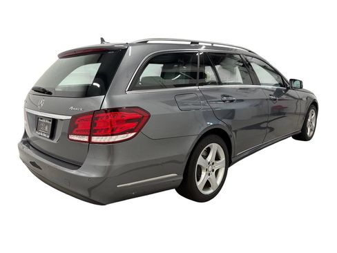 Used 2016 Mercedes-Benz E 350 4MATIC Wagon image 4