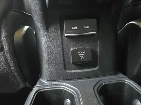 Used 2021 Jeep Wrangler Unlimited Rubicon w/ Dual Top Group AWD/4WD image 11